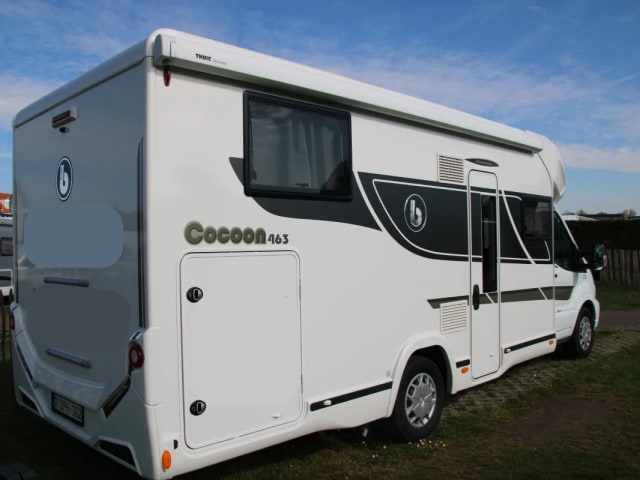 Just a (s)mile away – Brand new (2023) luxury 5p Benimar Cocoon 463