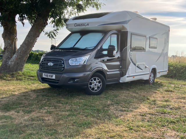 Bumble –  4 Berth Ford Chausson Welcome 