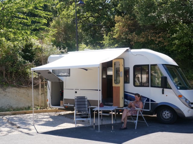 Janneke – Compact Carthago, integral model (2006), cosy, lots of light!