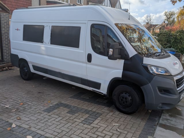 Limitless  – 2-4 berth Peugeot off grid campervan