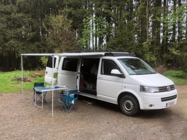 VANCY – 2p Volkswagen Transporter