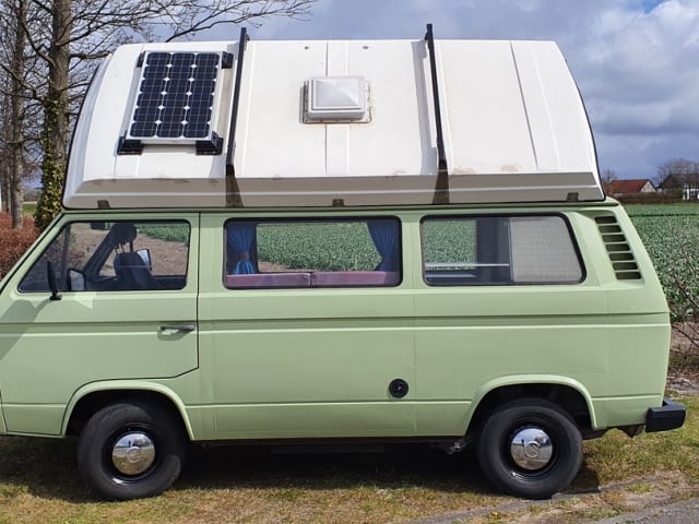 Volkswagen T3 uit 1980 voor 2 personen