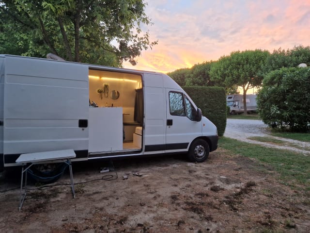 De parel – De parel - Fiat Ducato Campervan