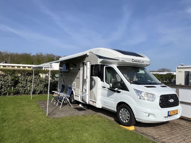 Chausson 768 – Luxe, sfeer en automaat!