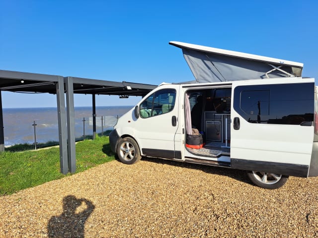 Off grid campervan  – 4 berth Other campervan from 2006