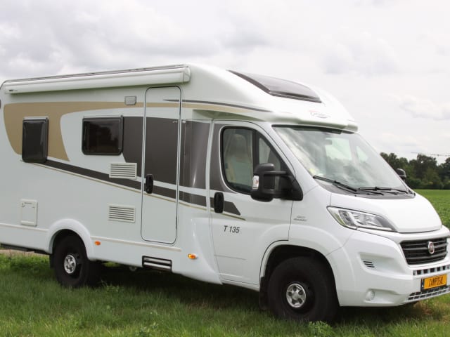 Compact! – Compacte camper van 5,9 lengte met airco