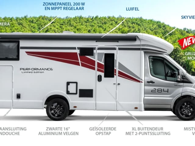 5p Roller Team semi-integrated uit 2021