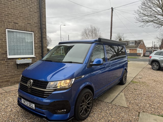 Clive – 4 berth Volkswagen campervan from 2022