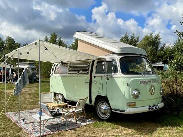 Joop – Volkswagen T2A Westfalia campervan from 1969