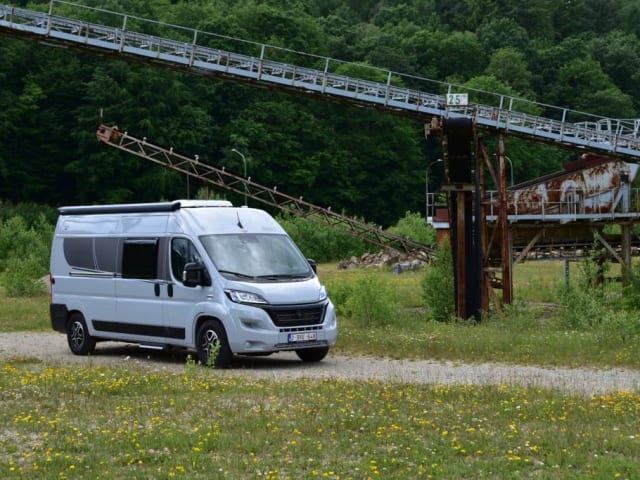 002 – Nouveau Camping-Car tout confort à partir de 2022 - Carado CV600 Special edition 15 !