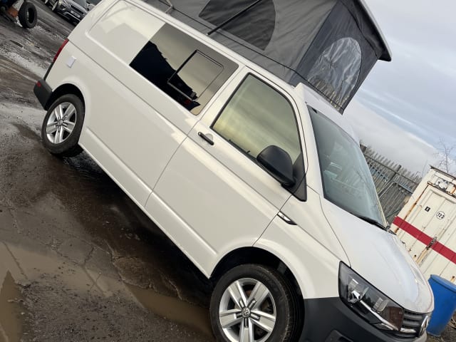 Skye – 4 berth Volkswagen campervan from 2019