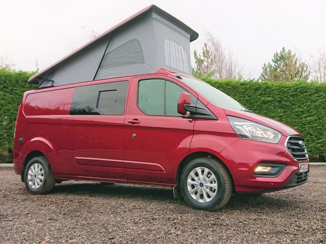 Alley – 5 SEAT (4 birth) AUTOMATIC CAMPING BLISS -  20 PLATE HIGH SPEC CAB