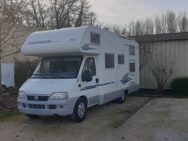 Rodolf – Family motorhome