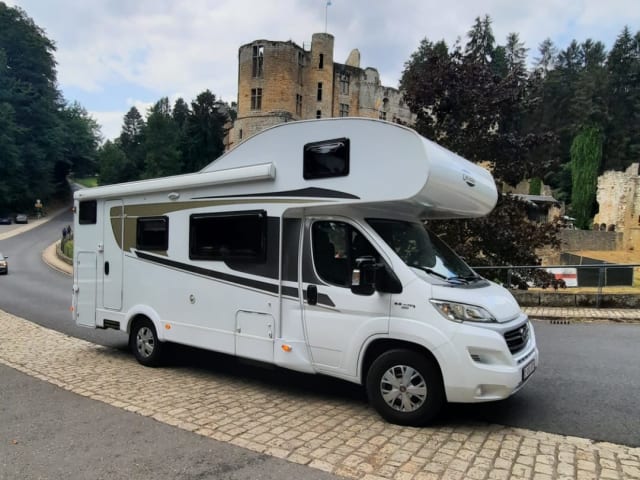 Rupelcamper – 6p Carado alcove from 2019