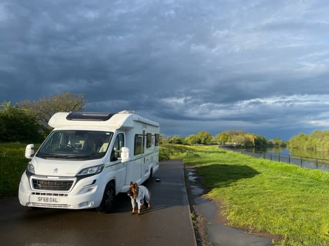 6 BERTH luxury, with all the extras.