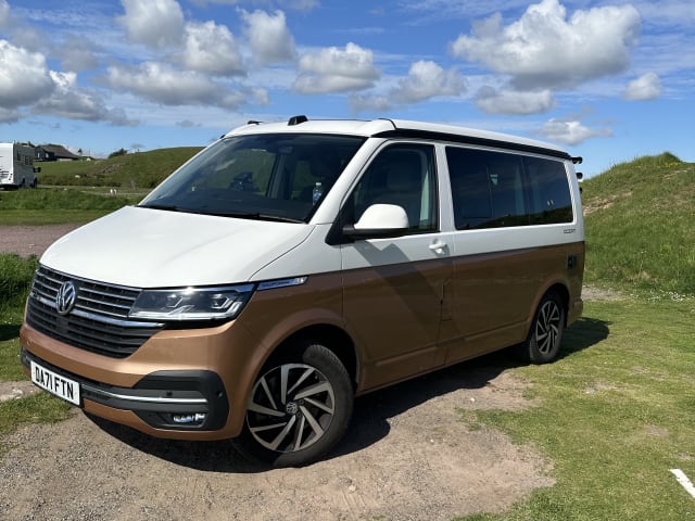 Jarvis – 4 berth Volkswagen campervan from 2021