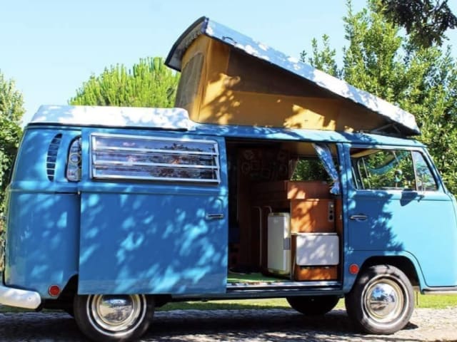 Mr. Blue Sky – Volkswagen T2 Westfalia oldtimer camper