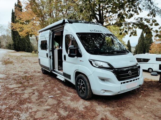 Fusco – 4-BED VAN