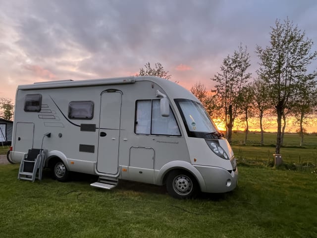 Hymer B-514 intégral