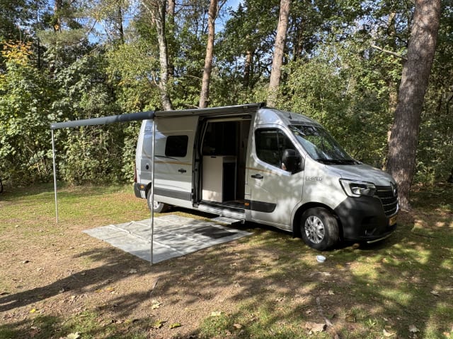 Camper van (2024), 2 berths and swivel module bike carrier