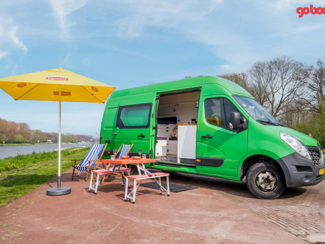 Renault automaat off-grid Camper van alle gemakken voorzien