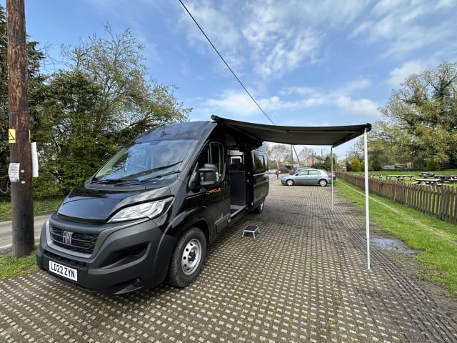 Fiat Ducato-camper met 4 slaapplaatsen