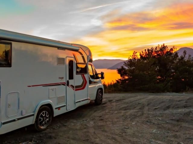 Spacious family camper