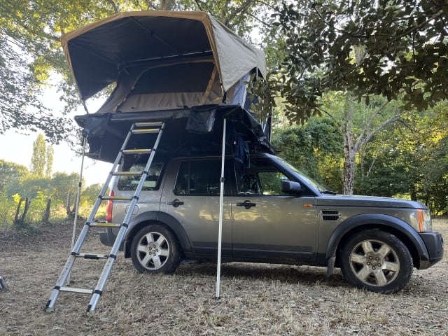 Land Rover Discovery 3 avec tente de toit 4p