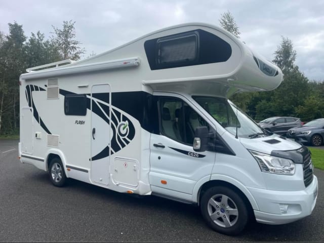 The Adventurer MK2 – 6 Berth Ford Chausson 626 2016