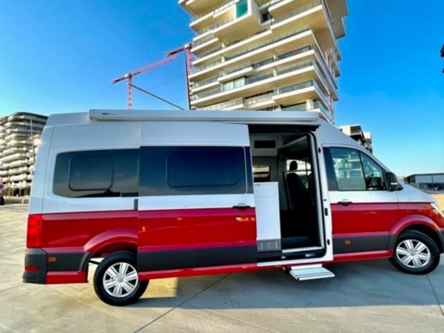 Cherry Red – New Grand Caliofornia Camper 680 Cherry Red