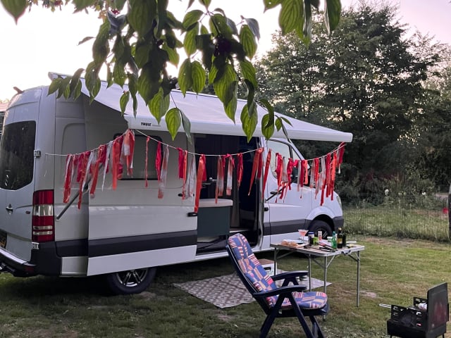 Tebby de camper – Mercedes Sprinter Tebby, der Camper!