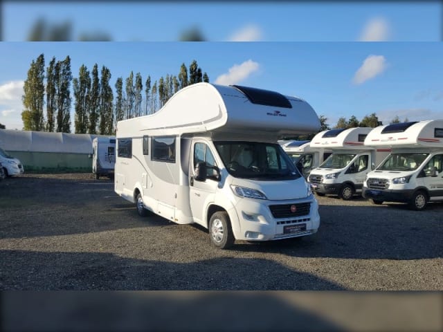 Auto Roller 746 – 2023 Roller Team Auto Roller 746 rear lounge six berth + six seats 