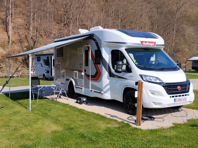 5p Challenger semi-integrated from 2021