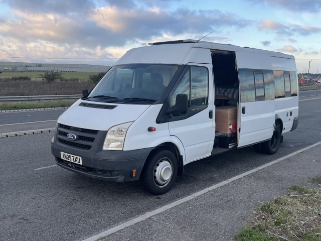 Troy the Transit – Ford Transit camper