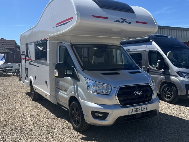 Rascal 2 – 6 berth Ford alcove from 2026