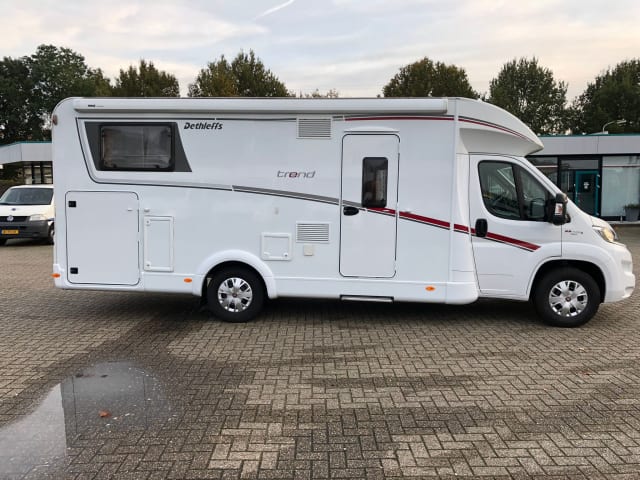 Dethleffs Camper T 7057 | 2x Air conditioning | Wi-Fi | Bed length | Navigation iPad