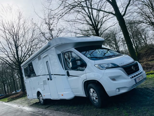 Rijkelijk uitgeruste Dethleffs Motorhome!