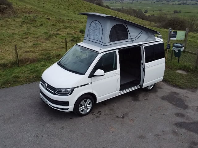 2187 – 4 berth Volkswagen campervan from 2017