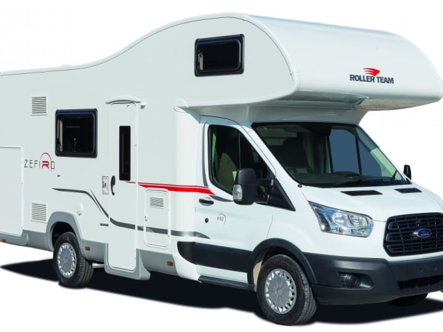 Britney  – Luxury 6 berth Roller Team automatic 