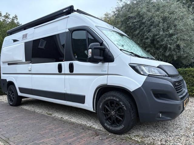 Campr Outcast – Campr Outcast - Tough, spacious off-grid camper