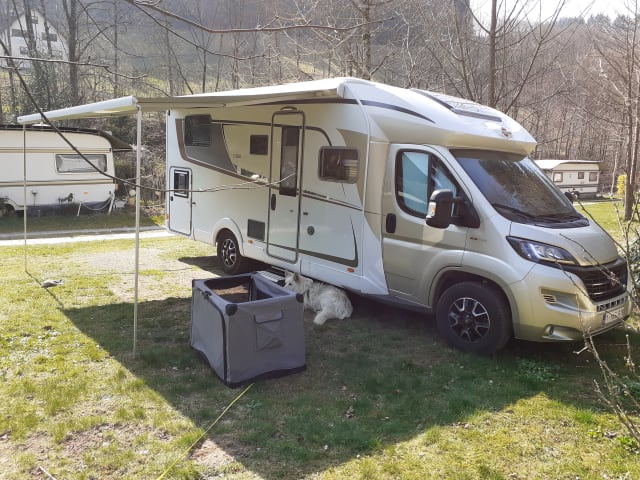 Confortable en camping de luxe. Bürstner Lyseo TD 727 G. Chaque saison !