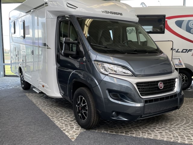 Basielmobil – Weinsberger Carasuite * hondproof * 2021