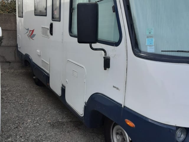 Mitoune – Mercedes rapido motorhome