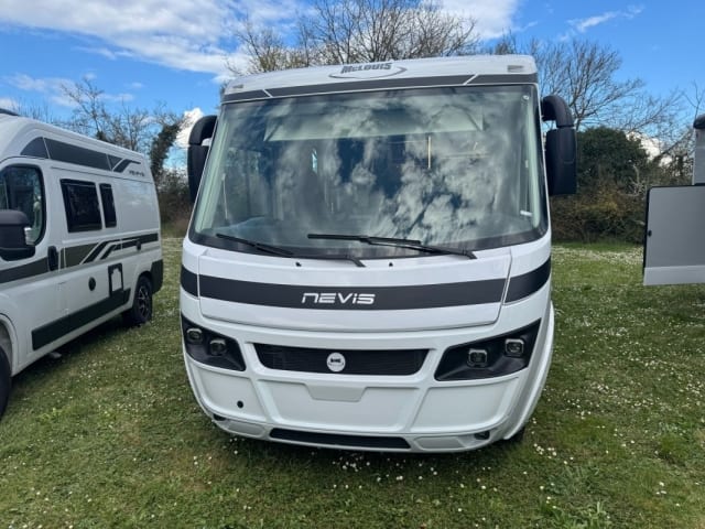 5p McLouis 873 integral pure luxury and adventure on wheels!