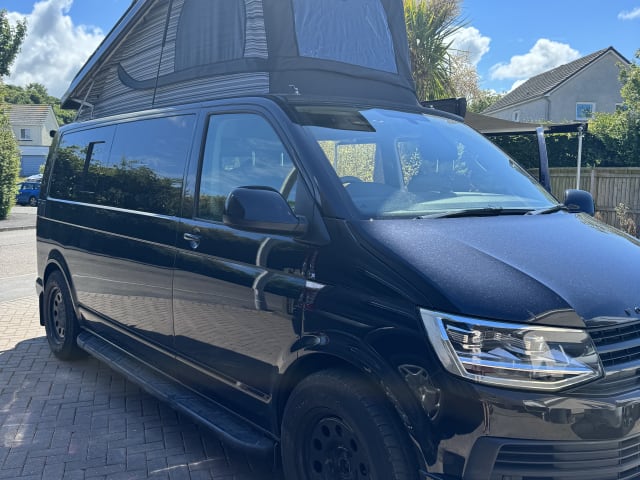 Anakin – Volkswagen Campervan met 4 slaapplaatsen - Hondvriendelijk 