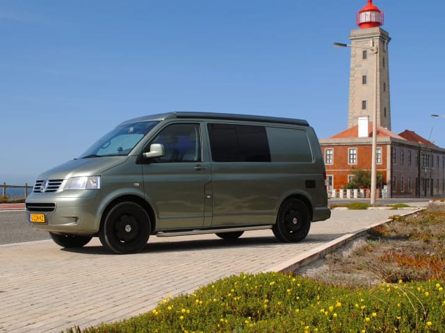 Volkswagen motorhome 4x4 | 4 persons | Fly and Drive - Portugal, Lisbon