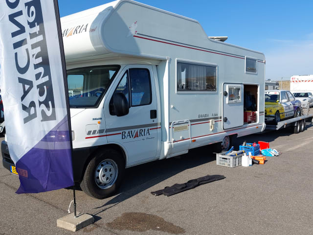 De Camper – Belle Fiat Bavaria 7p spacieuse avec hayon XL