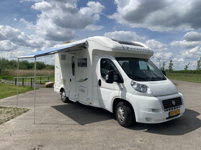 3p Fiat semi-intégré de 2011