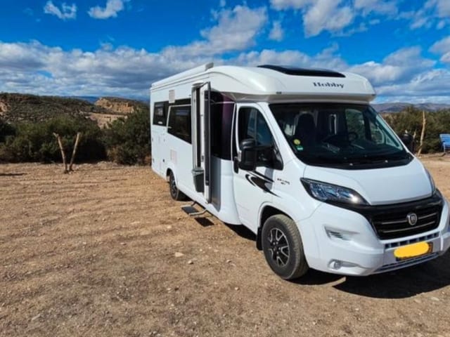 Holly - Rijd het avontuur tegemoet! – Very luxurious and fine Hobby (2018) for two people