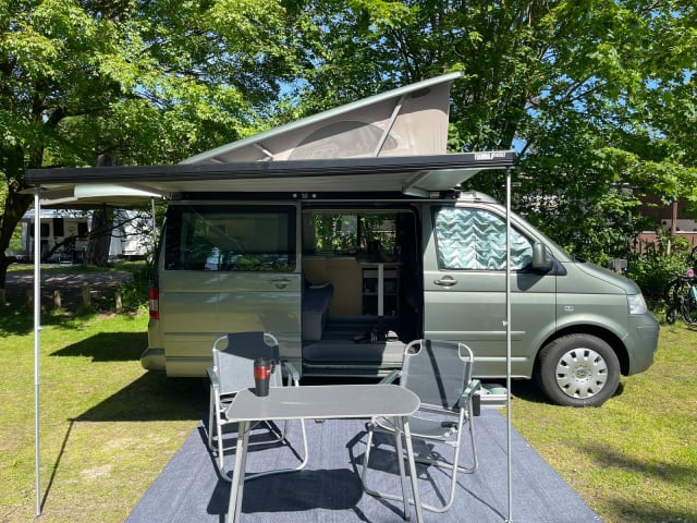 Volkswagen California 2005 with lifting roof 4P